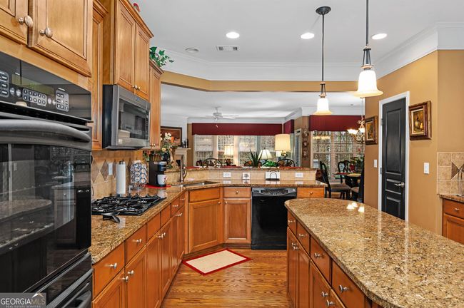 6570 Vickery Post Ln, House other with 3 bedrooms, 3 bathrooms and null parking in Cumming GA | Image 15