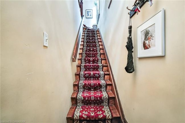 204 Herkimer St, Home with 5 bedrooms, 4 bathrooms and 2 parking in Hamilton ON | Image 15