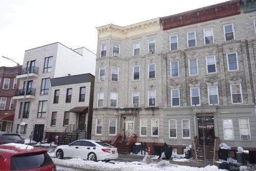 208 Sumpter Street, New York, NY, 11233 | Card Image