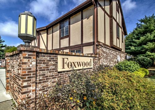 138-138 Foxwood Close, Milford, CT, 06461-2732 | Card Image
