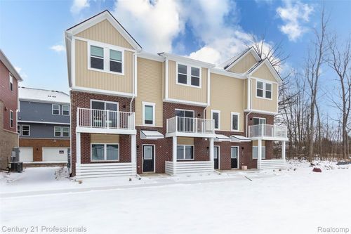 4825 Parkside Ln, Troy, MI, 48085-4203 | Card Image