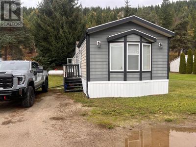 3 - 851 Old N Thompson Highway, House other with 2 bedrooms, 2 bathrooms and 2 parking in Clearwater BC | Image 2