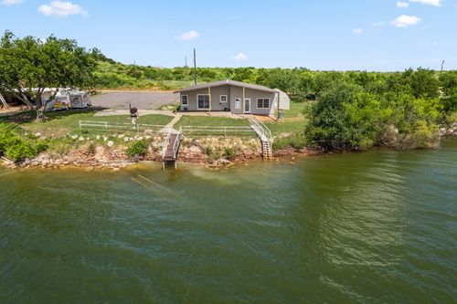 894 W Moonshine Rd, Seymour, TX, 76380 | Card Image