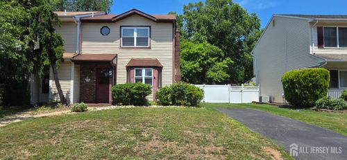 5 Stanley Ave, Dayton, NJ, 08810-1350 | Card Image