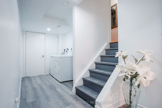 18 Mansbridge Cres, House other with 4 bedrooms, 4 bathrooms and 1 parking in Ajax ON | Image 5