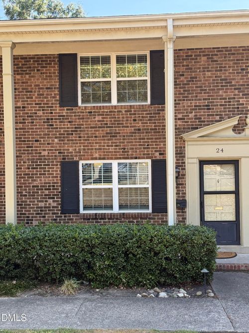 apt-24-1002 Willow Dr, Chapel Hill, NC, 27514-2933 | Card Image