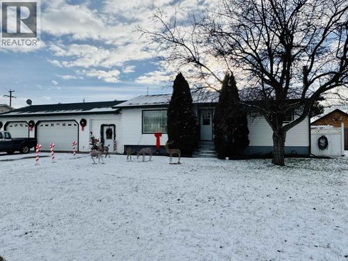 1321 8th Ave, Valemount, BC, V0E2Z0 | Card Image