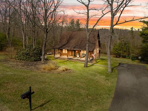 69 Cabin Village Ln, Hillsville, VA, 24343-5454 | Card Image