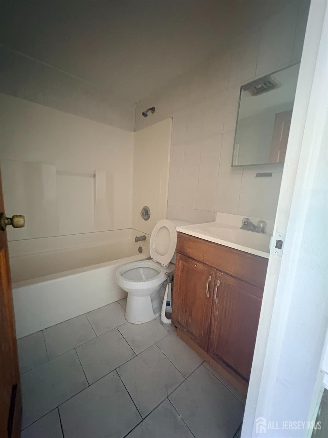 Residential Lease in Perth Amboy 4