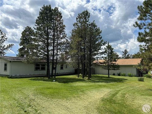 220 Johnnys Coal Rd, Roundup, MT, 59072-6623 | Card Image