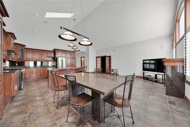 117 Christopher Dr, House other with 4 bedrooms, 5 bathrooms and 6 parking in Hamilton ON | Image 7