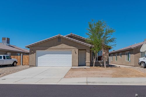 7912 E 44th Ln, Yuma, AZ, 85365-5730 | Card Image