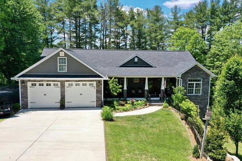 351 Oak Hollow Cir, Galax, VA, 24333-6107 | Card Image