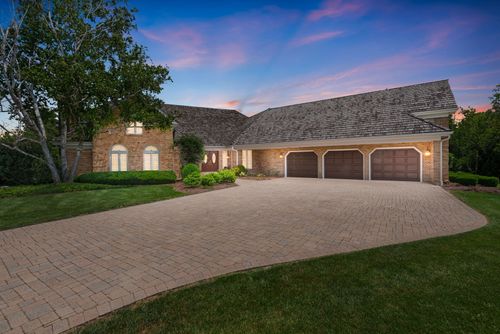 1003 Midwest Club Pkwy, Oak Brook, IL, 60523-2534 | Card Image