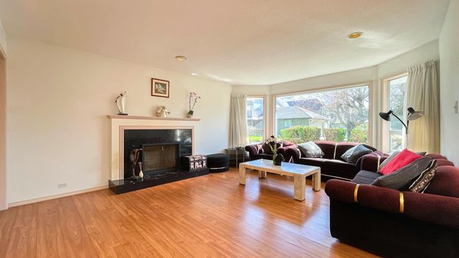 9817 Waller Court, House other with 4 bedrooms, 3 bathrooms and 4 parking in Richmond BC | Image 4