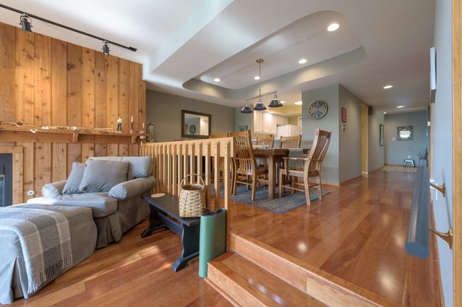 201 Wayne St, Condo with 3 bedrooms, 2 bathrooms and null parking in Saint Joseph MI | Image 10