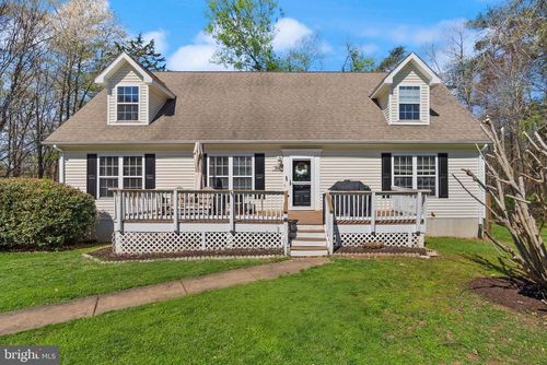 8953 Round Top Rd, MANASSAS, VA, 20112-5303 | Card Image