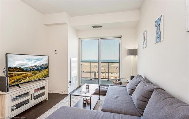 511 - 560 N Service Rd, House attached with 2 bedrooms, 2 bathrooms and 1 parking in Grimsby ON | Image 14