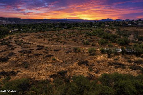--800 Finnie Flat Road, Camp Verde, AZ, 86322 | Card Image