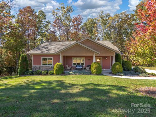 146 Sapphire Pl, Clyde, NC, 28721 | Card Image