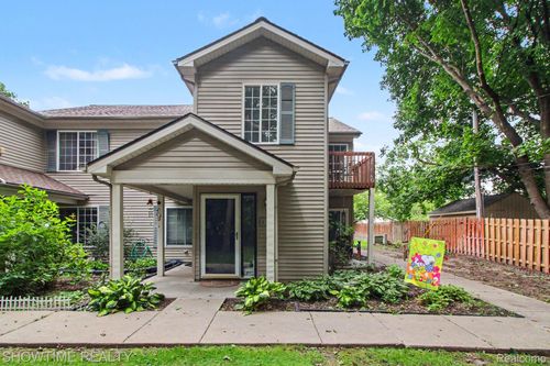 853 Saybrook Drive, Waterford Charter Township, MI, 48327 | Card Image