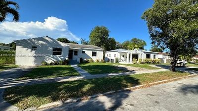 6377 Sw 14th St, House other with 3 bedrooms, 2 bathrooms and null parking in West Miami FL | Image 2