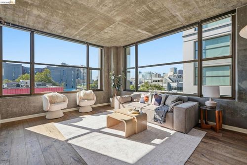 516-311 2nd St, Oakland, CA, 94607-4161 | Card Image