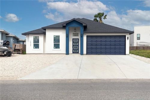 15133 Tesoro Dr, Corpus Christi, TX, 78418-6998 | Card Image