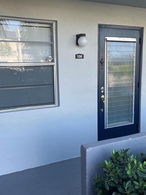 7837 Golf Circle Dr, Margate, FL, 33063-7355 | Card Image