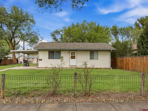 1129 S 4th St, Montrose, CO, 81401-4011 | Card Image