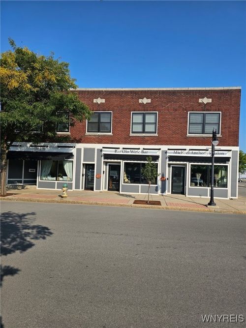 39 Jackson St, Batavia, NY, 14020-3201 | Card Image