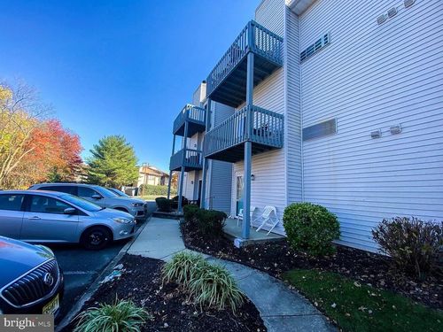 2049 Lucas Ln, VOORHEES, NJ, 08043-2568 | Card Image