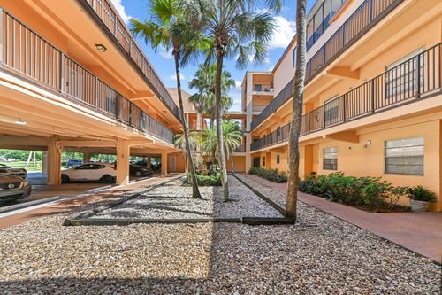 217-430 Commodore Dr, Plantation, FL, 33325-2171 | Card Image