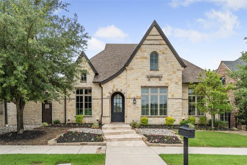 6644 Josephine St, Plano, TX, 75024-7586 | Card Image