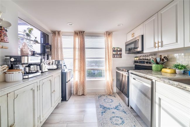 APT-914 - 4174 Inverrary Dr, Condo with 2 bedrooms, 2 bathrooms and null parking in Lauderhill FL | Image 15
