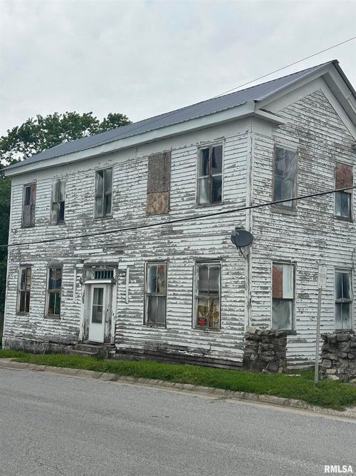 107 W Market St, Jonesboro, IL, 62952-1225 | Card Image