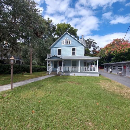 331 W New York Ave, DELAND, FL, 32720-5425 | Card Image