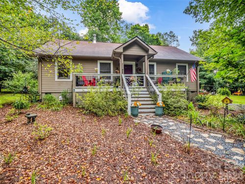 412 White Stone Cir, Union Mills, NC, 28167-4500 | Card Image
