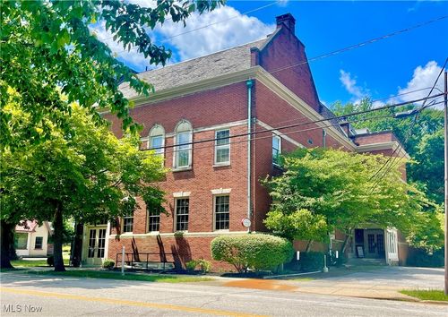 b8-132 S Broad St, Canfield, OH, 44406-1442 | Card Image