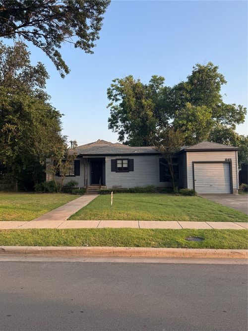 3648 Linda Dr, Dallas, TX, 75220-1726 | Card Image