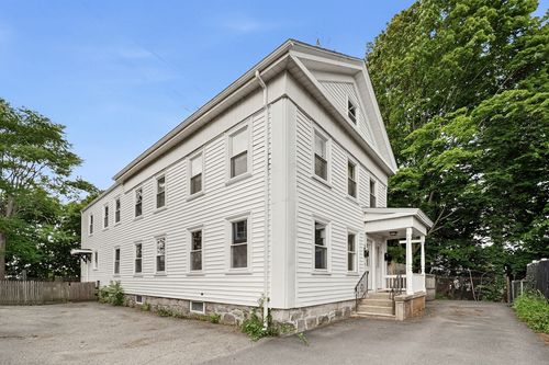 11-11 Mount Pleasant St, Waltham, MA, 02452 | Card Image