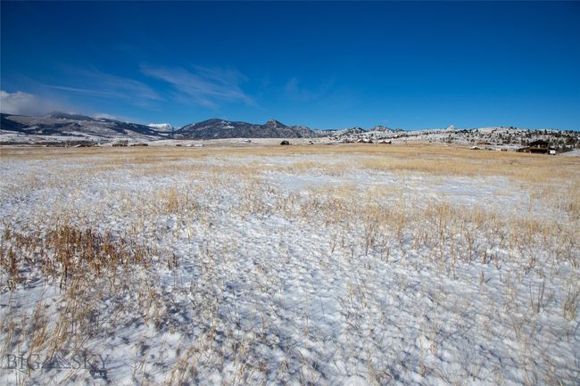 Tract 3 View of mountain feature | Image 52