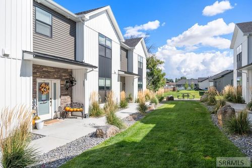 267 Blue Sky Ct, Sugar City, ID, 83448-5097 | Card Image