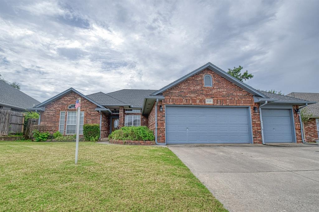 Foxhorn Cir, Midwest City, OK 73130