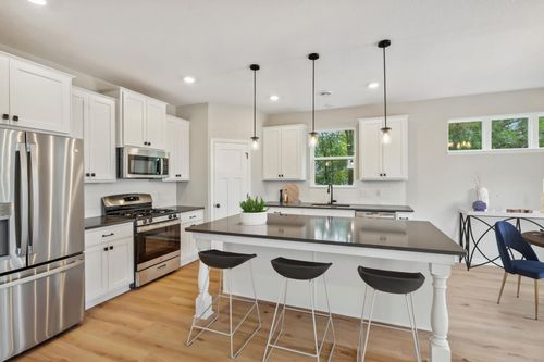 6130 157th St N, Hugo, MN, 55038-5530 | Card Image