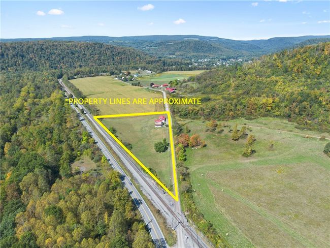 385 Frantz Rd, House other with 3 bedrooms, 2 bathrooms and 5 parking in Confluence PA | Image 48