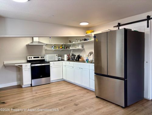 apt-2-762 Industry Way, Carbondale, CO, 81623-1599 | Card Image