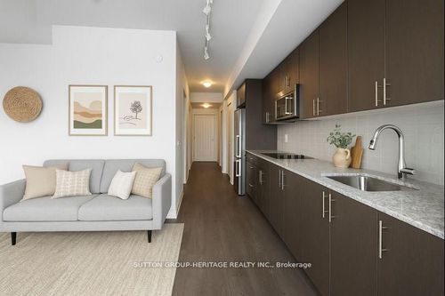 ph3-2550 Simcoe St N, Oshawa, ON, L1L0R5 | Card Image