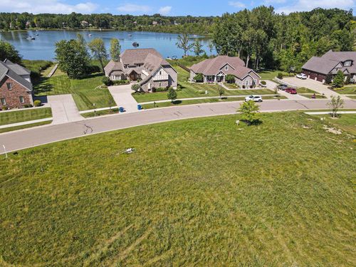 4311 Mccormick Dr, Linden, MI, 48451-8202 | Card Image