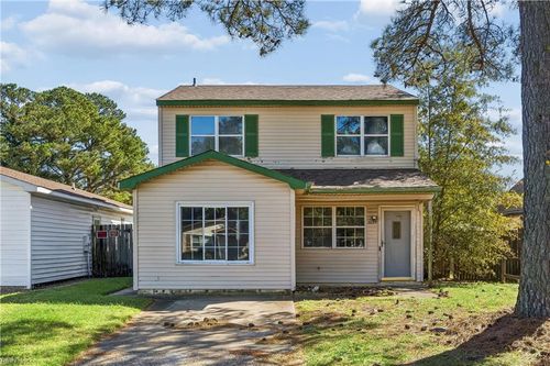 3823 Peach Orchard Cir, Portsmouth, VA, 23703-2510 | Card Image